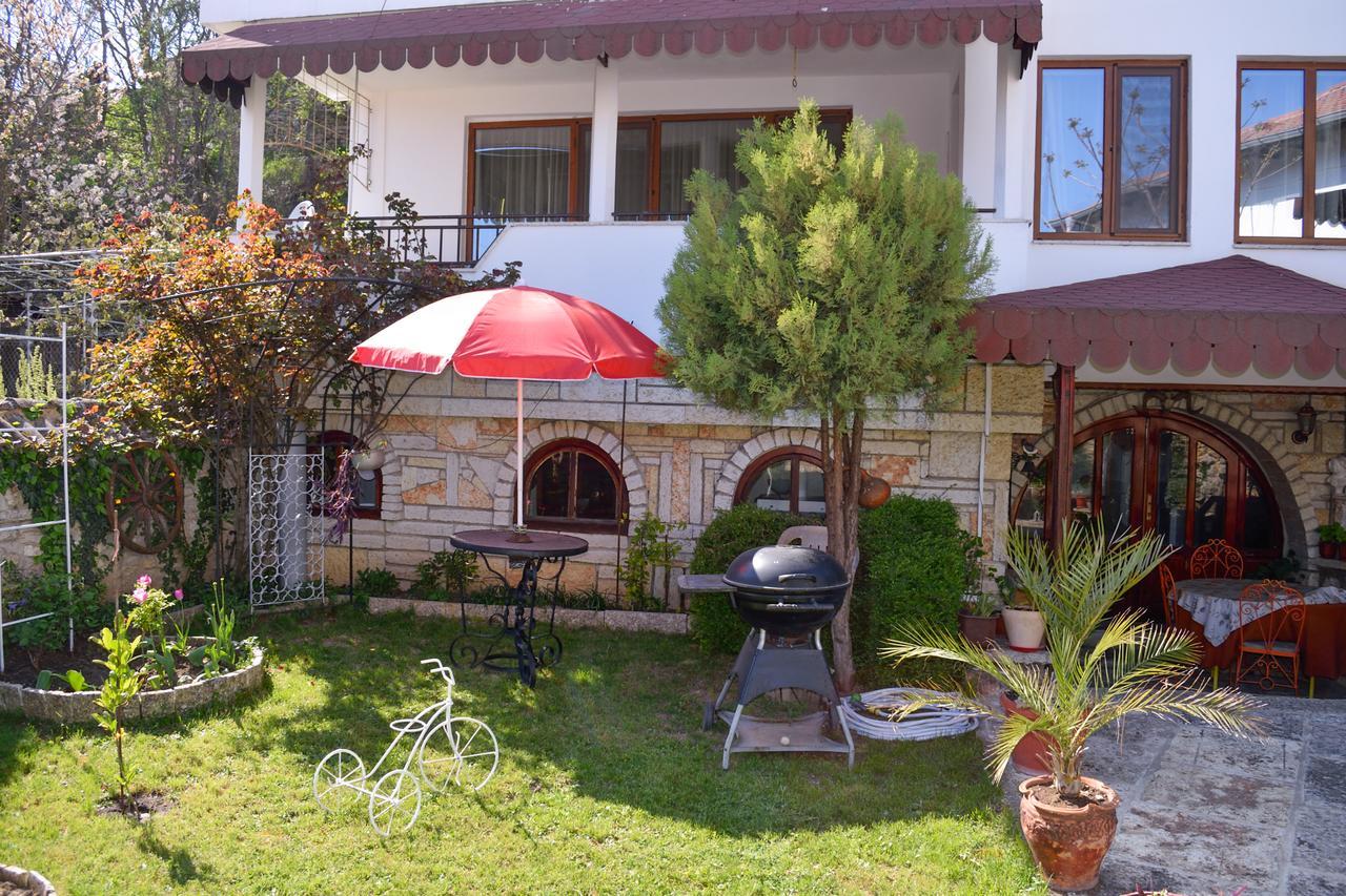 Guest House Villa Katty Balchik Ngoại thất bức ảnh