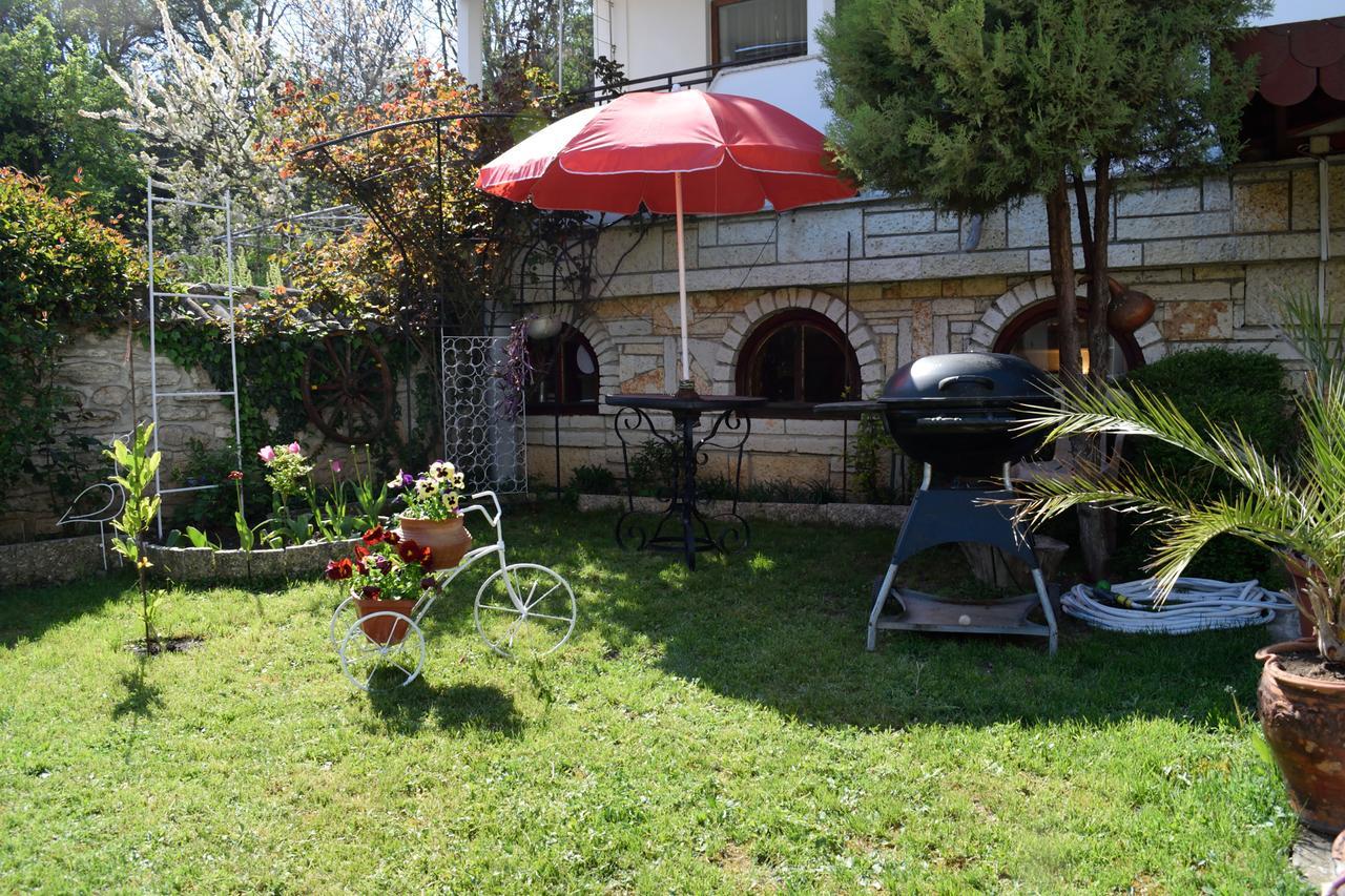 Guest House Villa Katty Balchik Ngoại thất bức ảnh